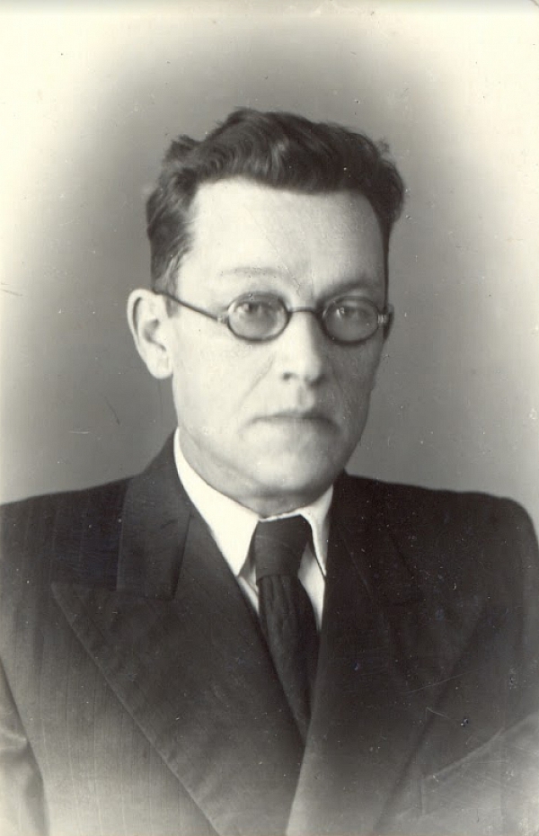 Повзрослевший Михаил Андреевич